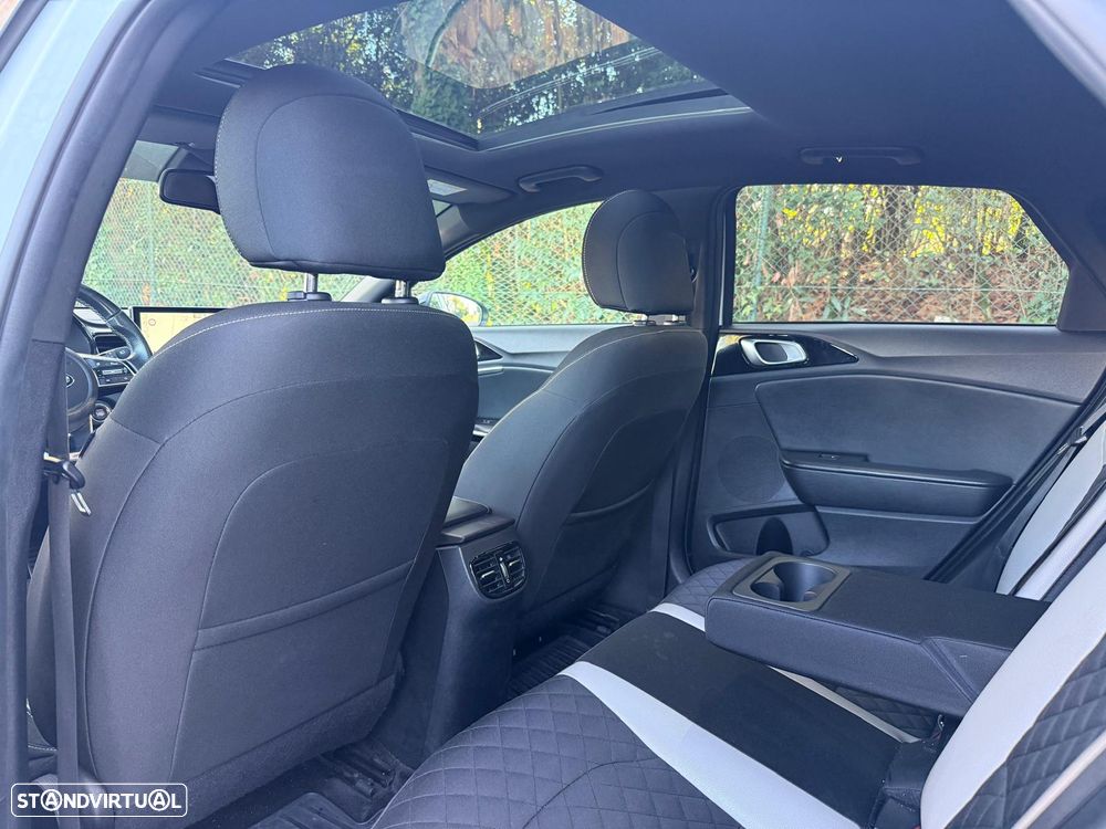 Kia ProCeed 1.6 CRDi SCR GT LINE - 9