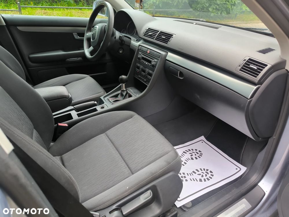 Audi A4 Avant - 31