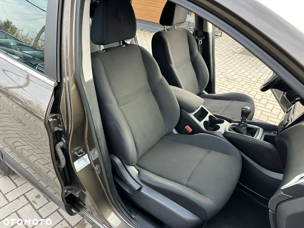 Nissan Qashqai - 24