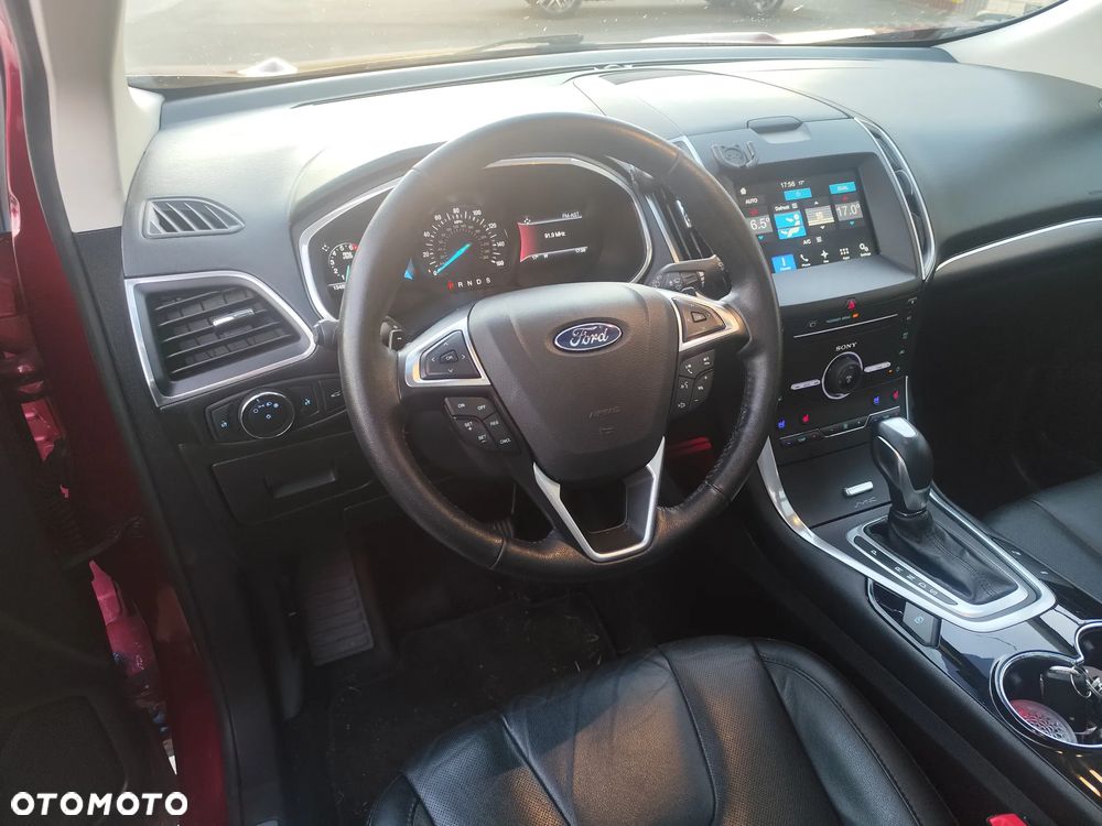 Ford Edge - 12