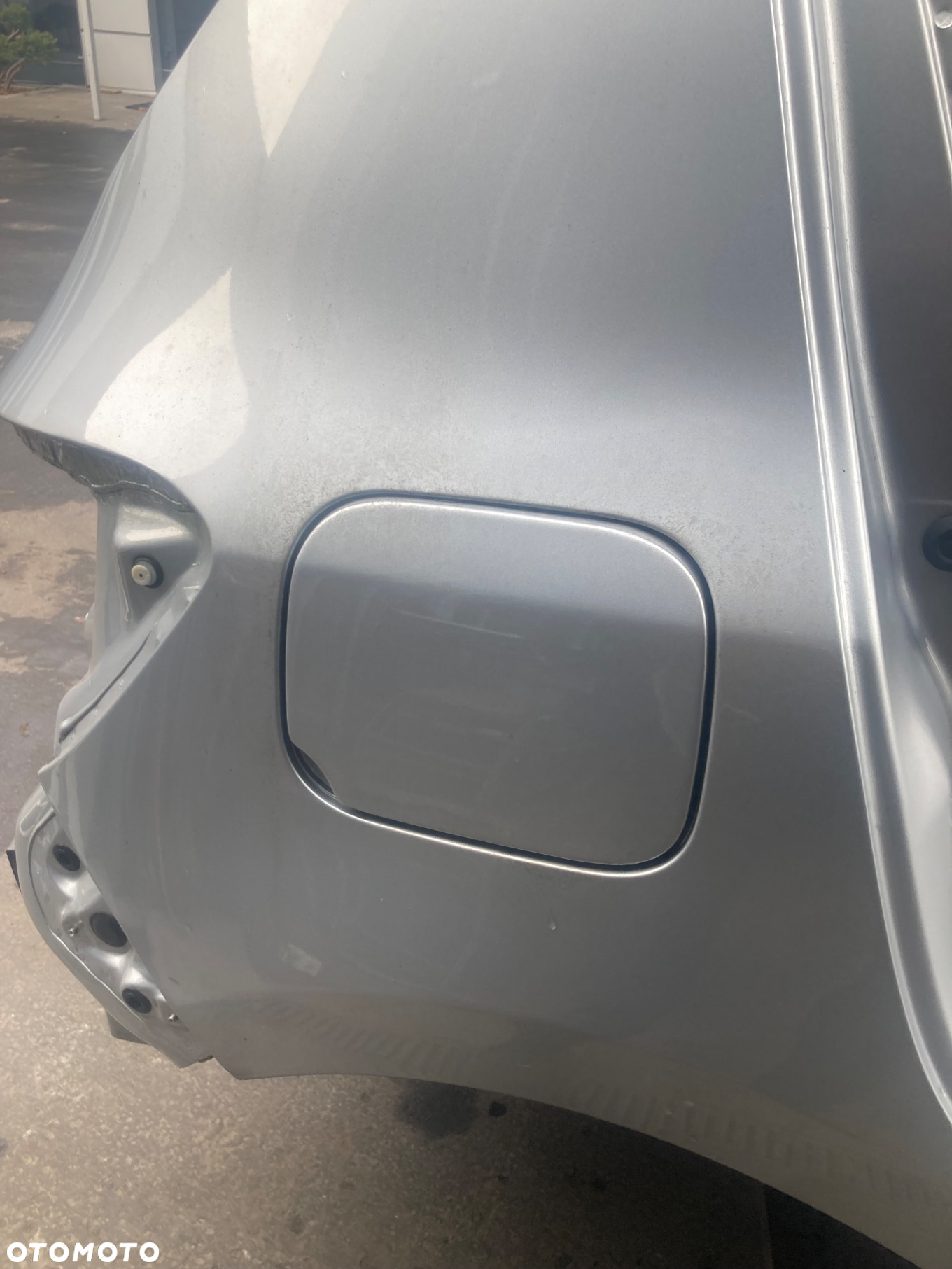 DACIA Sandero II 2 KLAPKA WLEWU PALIWA srebrna klapa TED 69 TED69 Wwa - 3