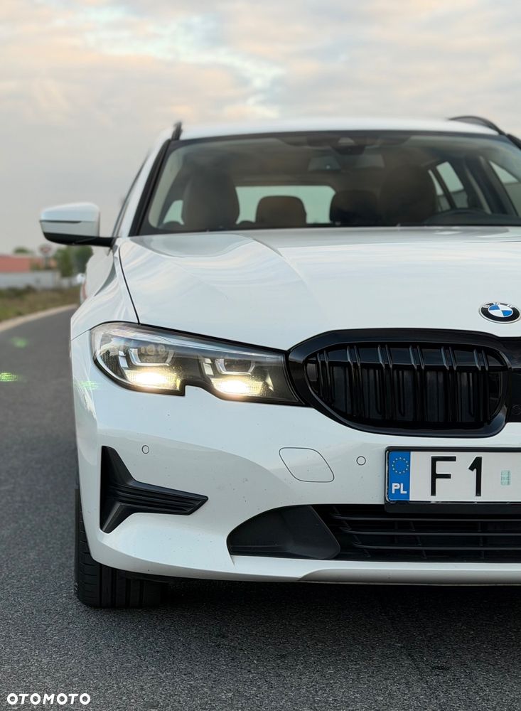 BMW Seria 3 320d MHEV Sport Line - 20