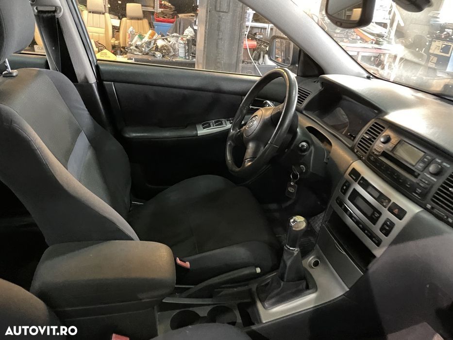 Plansă bord airbag volan pasager kit radio cd climă toyota corola E140
