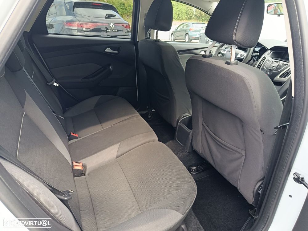 Ford Focus SW 1.6 TDCi Titanium - 14