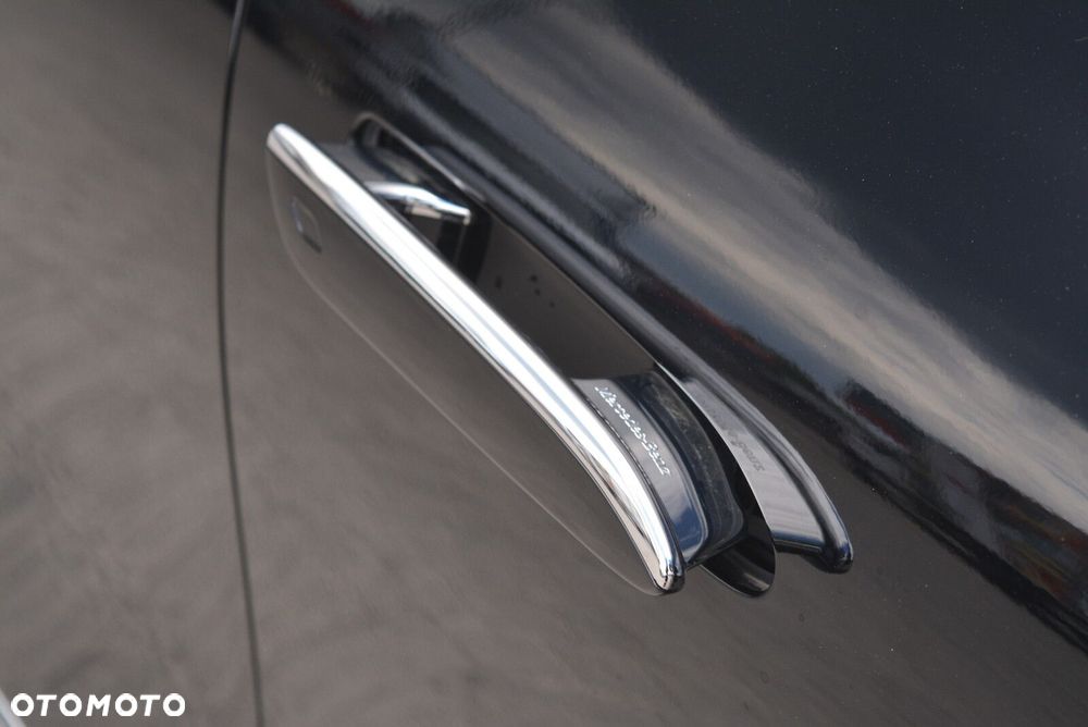 Mercedes-Benz GLB 250+ EQ 85kWh - 14