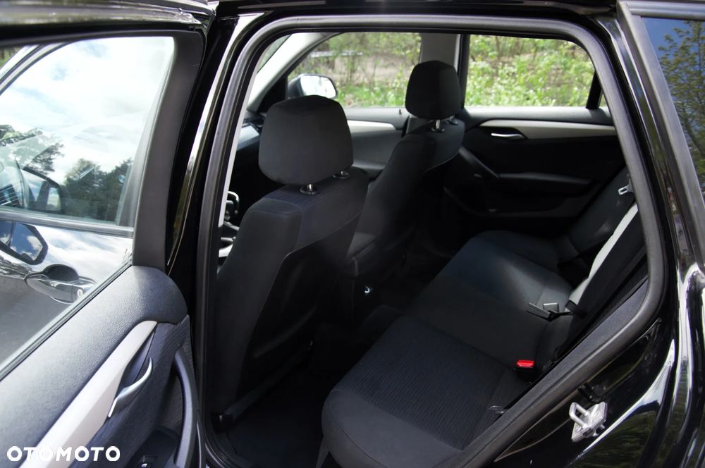 BMW X1 sDrive16d xLine - 20