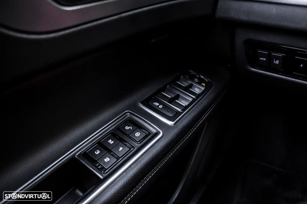 Jaguar XF Sportbrake 20d AWD Aut. R-Sport - 19