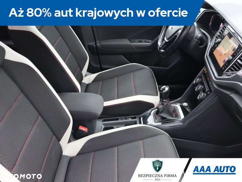 Volkswagen T-Roc - 10