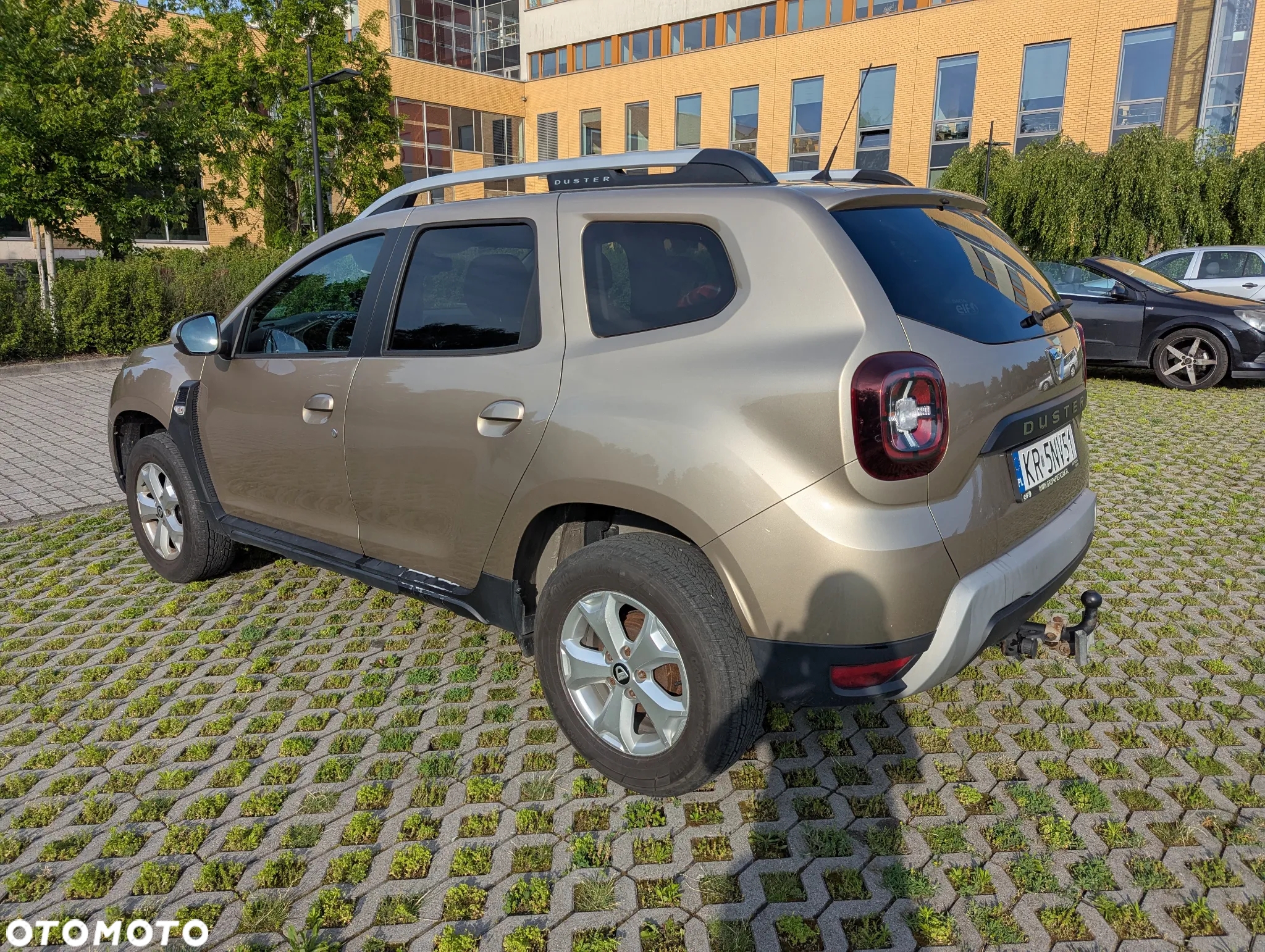 Dacia Duster 1.6 SCe Access S&S - 11