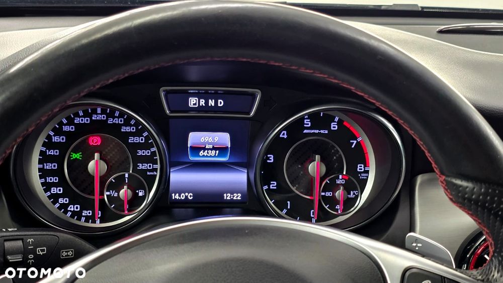 Mercedes-Benz GLA AMG 45 4-Matic - 32