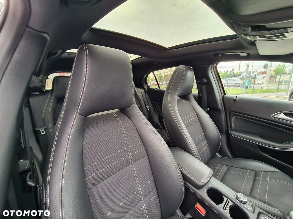 Mercedes-Benz GLA 200 Style - 26