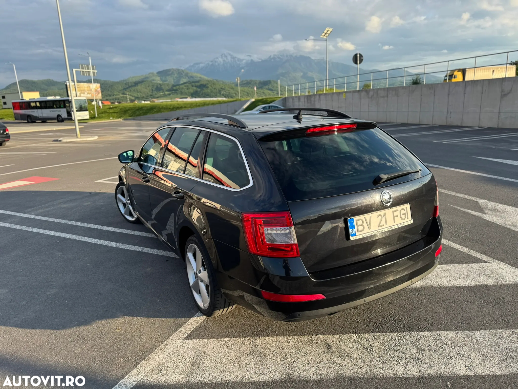 Skoda Octavia 2.0 TDI DSG Style - 2