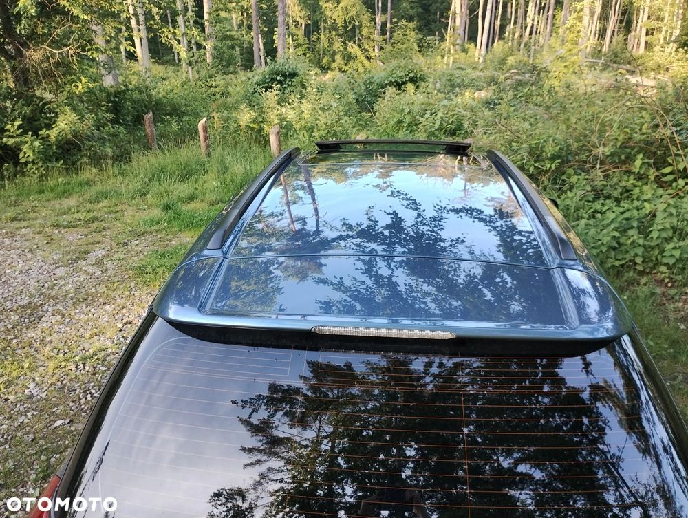 Subaru Outback 3.0 H6 - 11