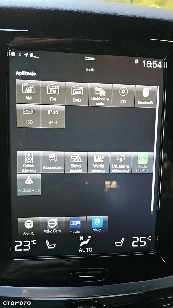 Volvo V60 T6 AWD R-Design - 29