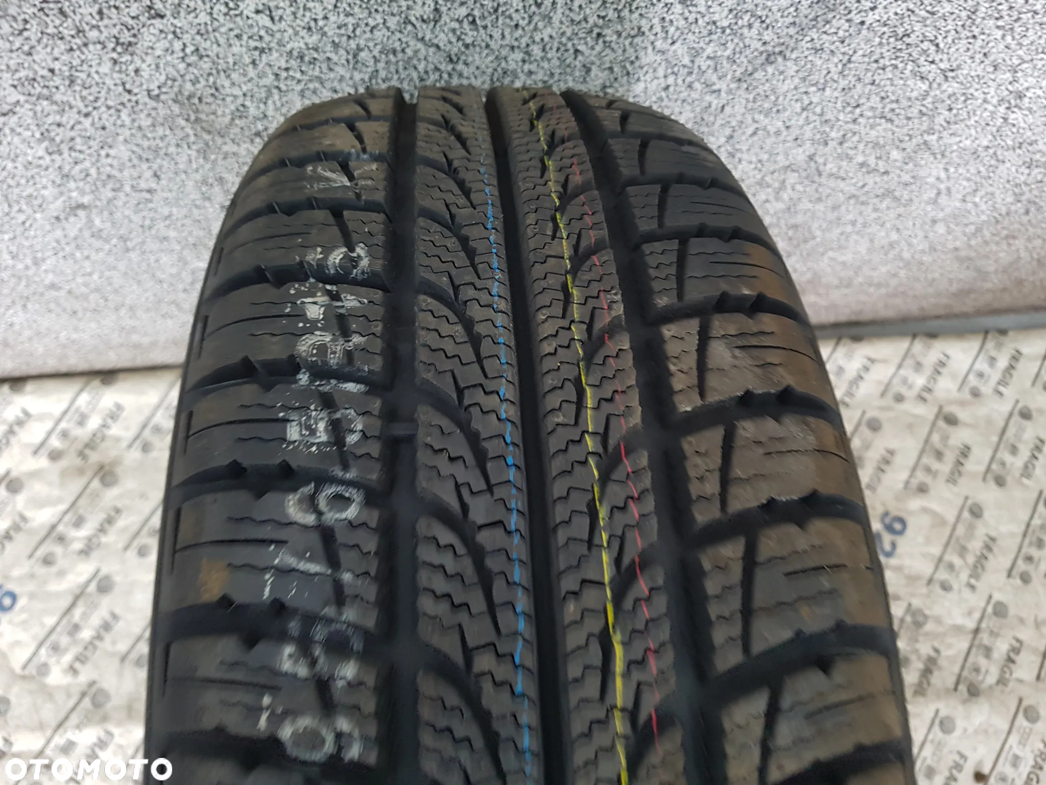 OPONA KUMHO SOLUS VIER ALL SEASON   195/65R15  195/65/15 - 11