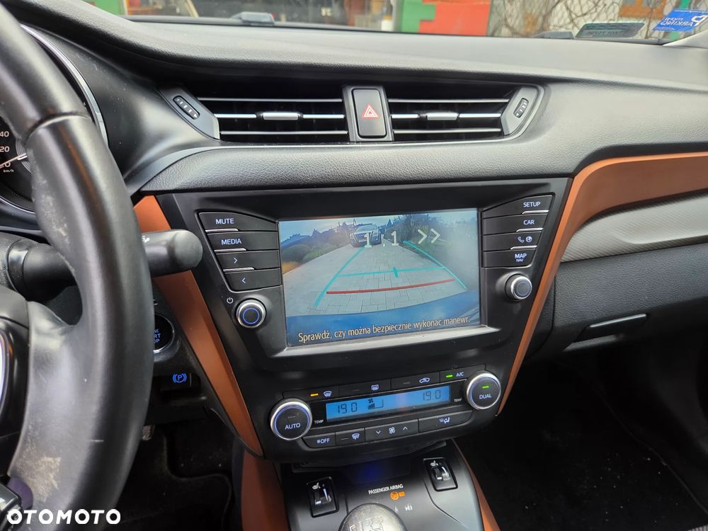 Toyota Avensis 1.8 Selection - 8