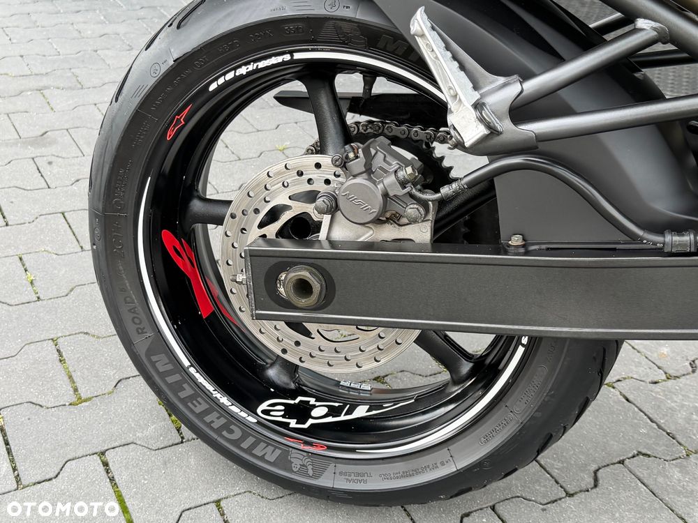 Yamaha FZ6 - 15