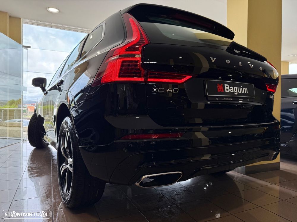 Volvo XC 60 2.0 D4 R-Design Geartronic - 34