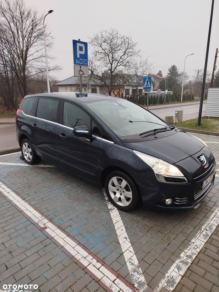 Peugeot 5008 1.6 HDi Premium - 1