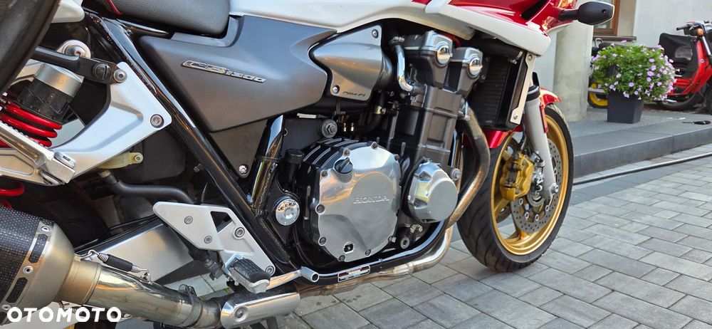 Honda CB - 16