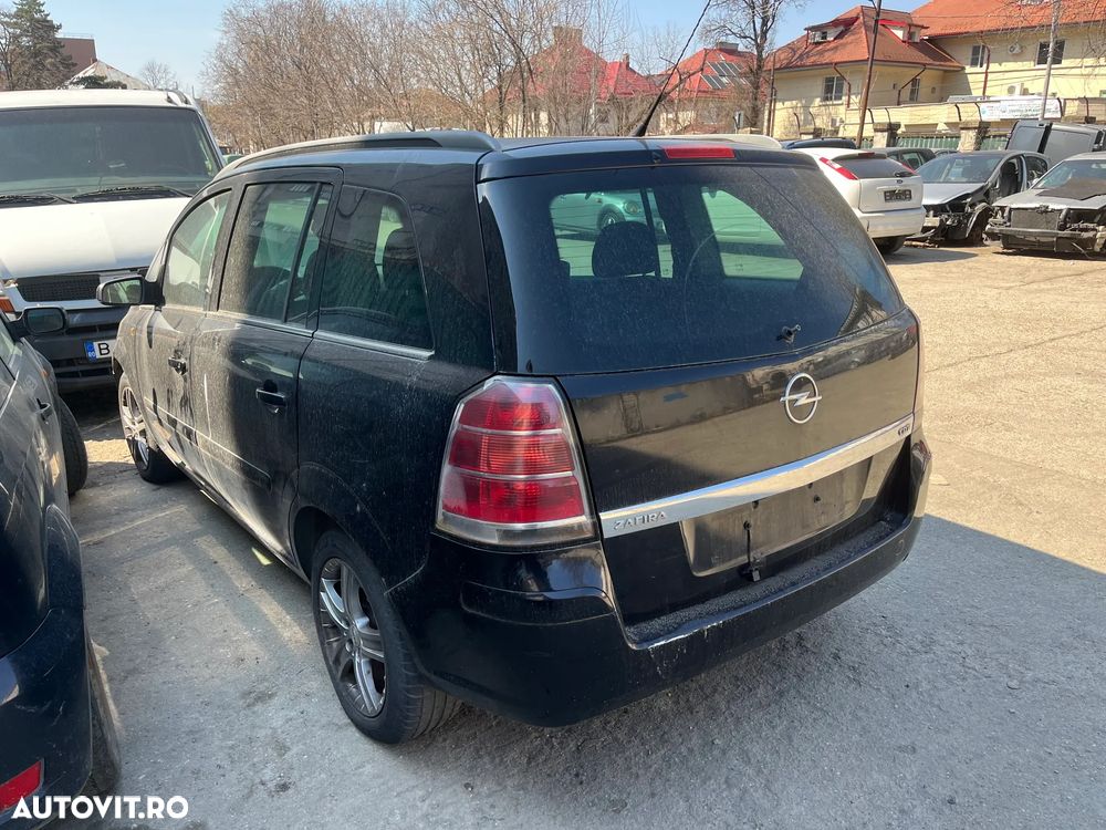 Dezmembrez Opel Zafira 2007 negru CDTI - 7