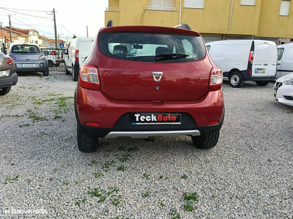 Dacia Sandero 1.5 dCi Stepway - 6