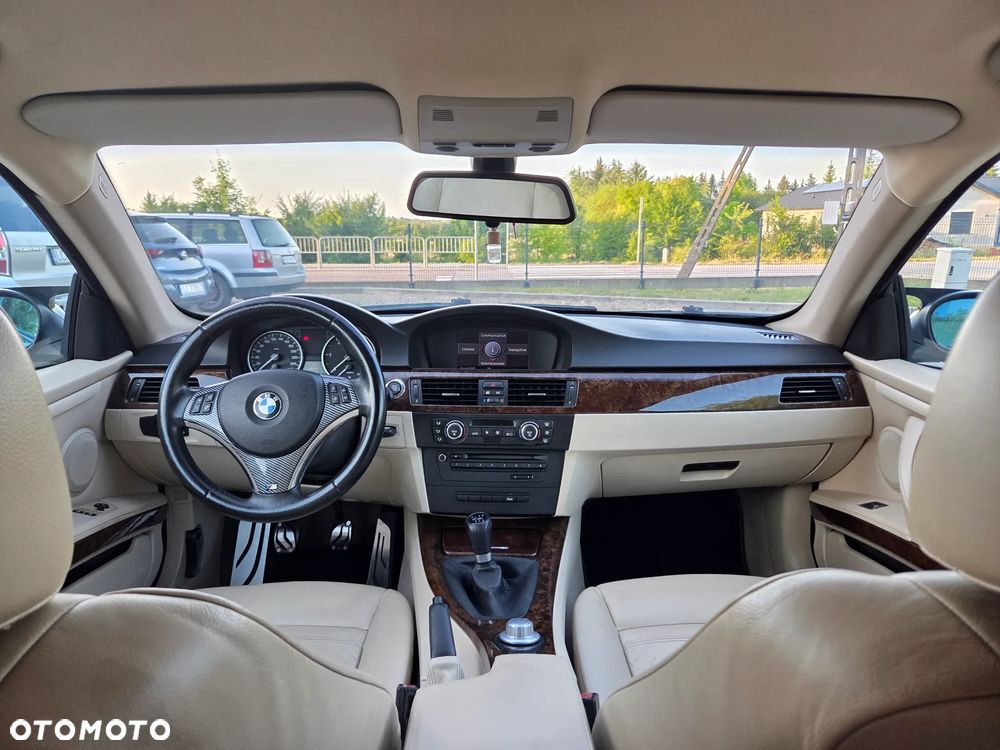 BMW Seria 3 320d DPF - 8