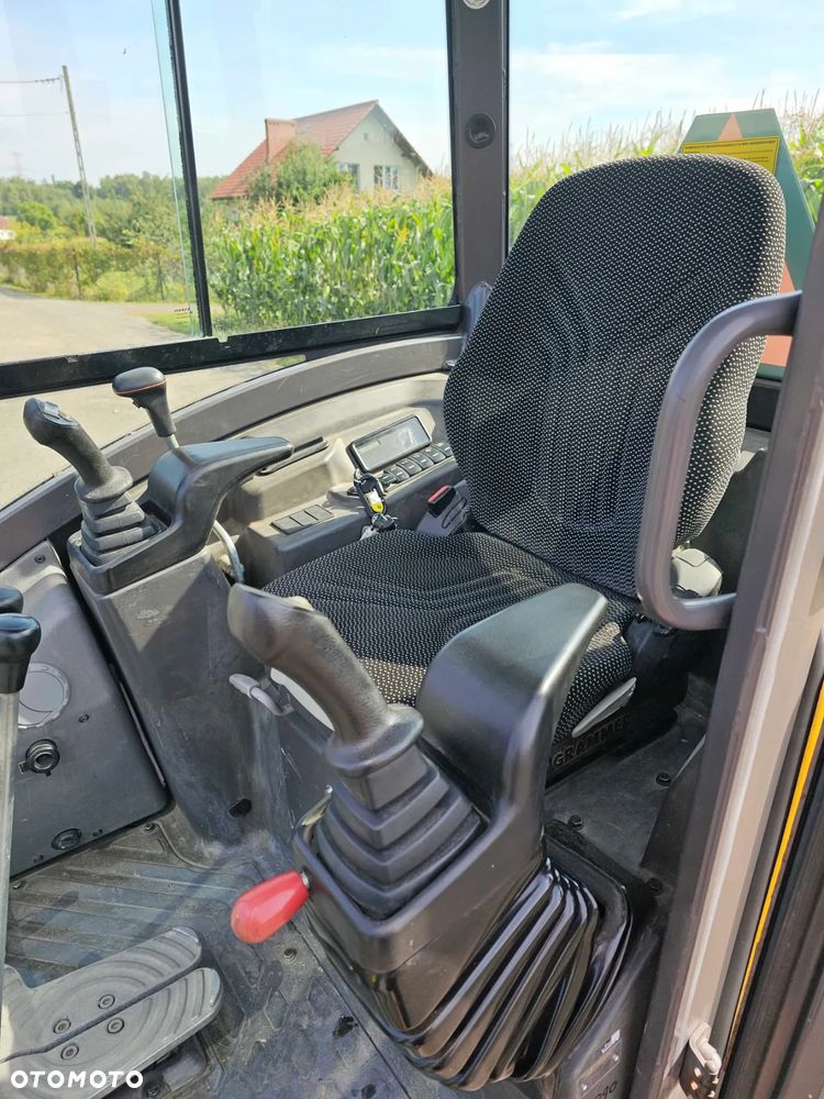 Volvo EC18D - 15
