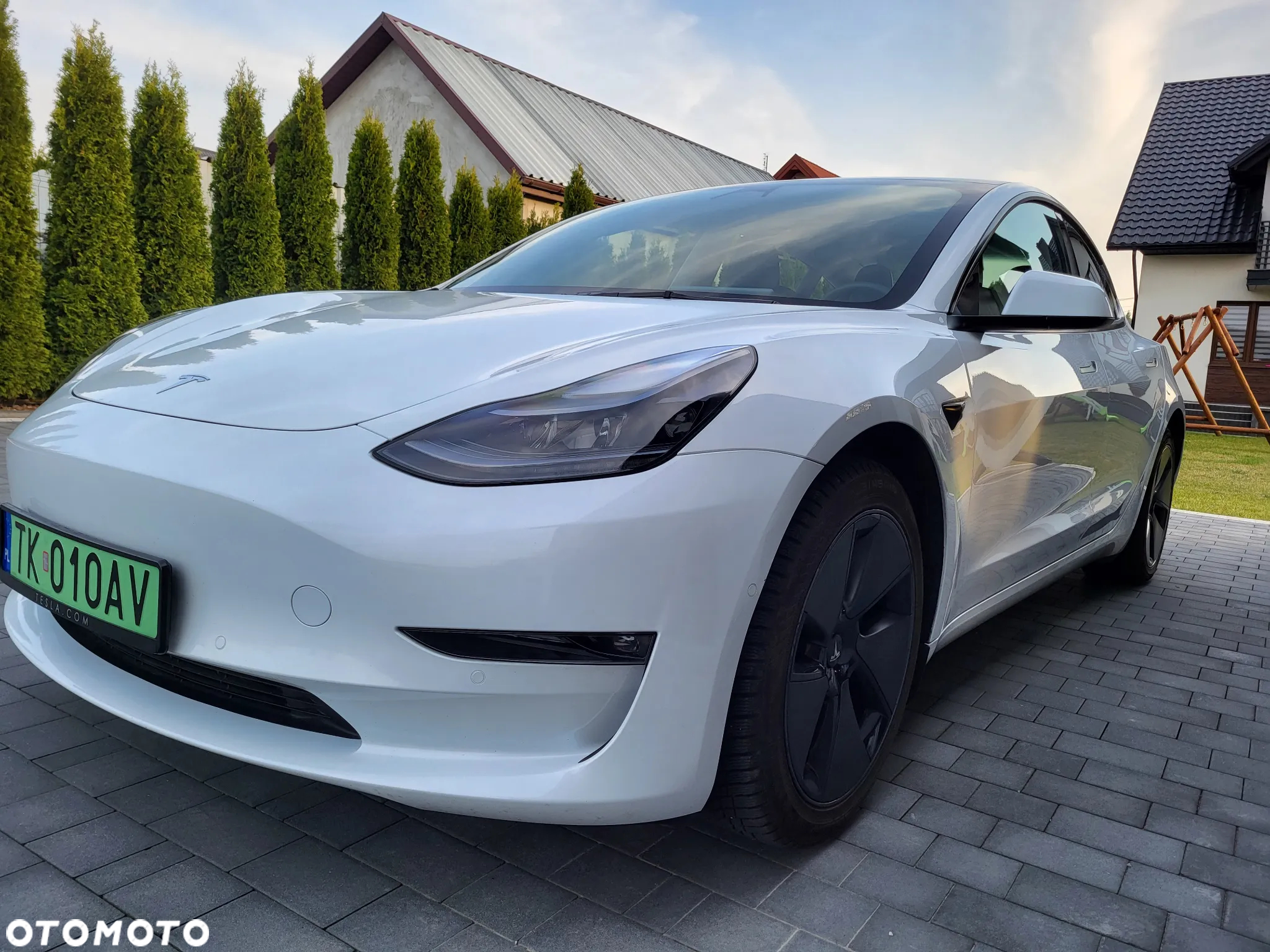 Tesla Model 3 - 37