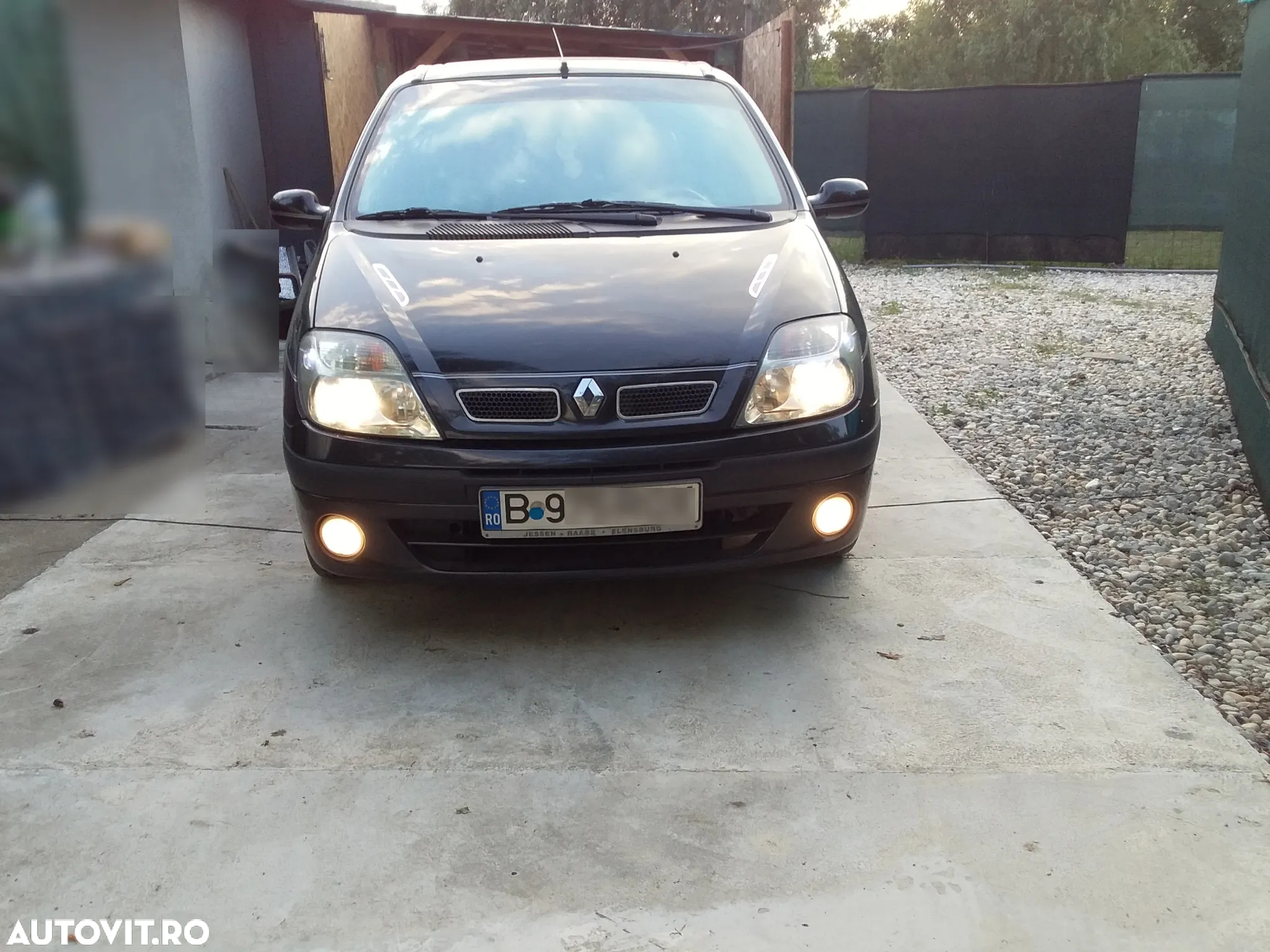 Renault Scenic 1.6 Expression - 12