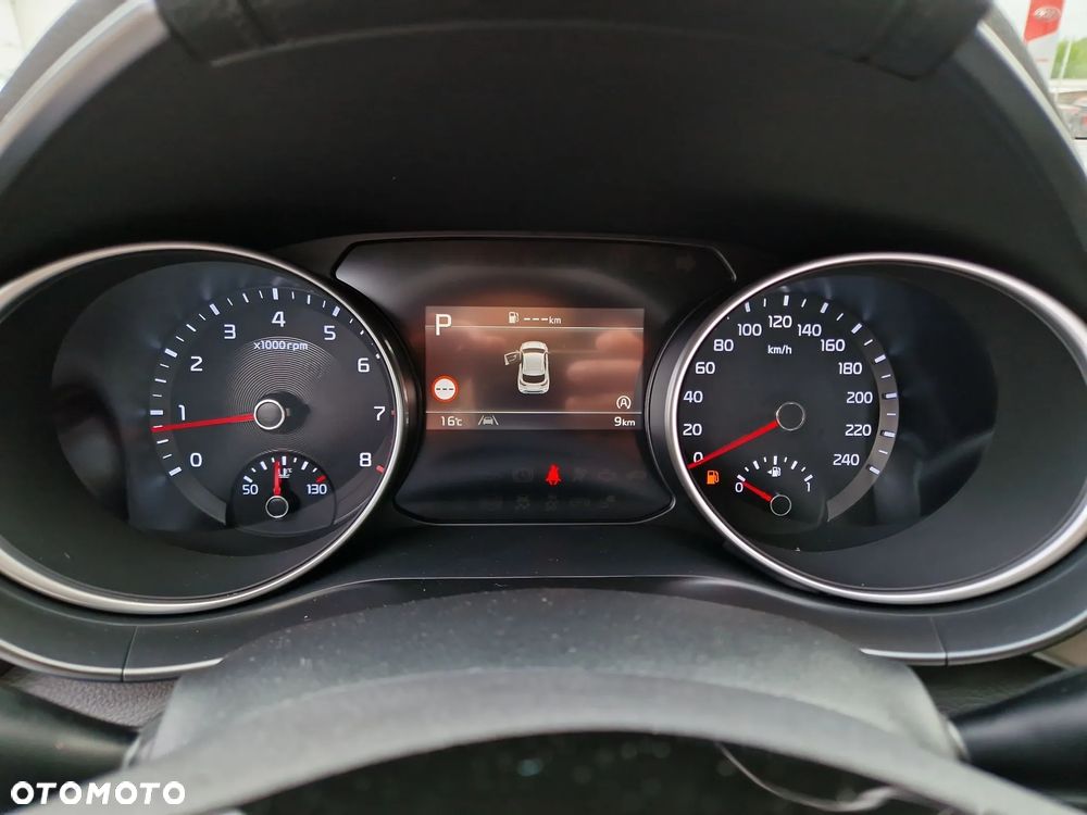 Kia XCeed - 13