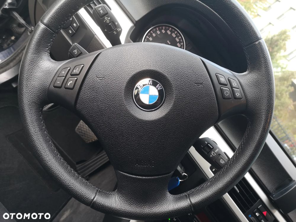 BMW Seria 3 - 14