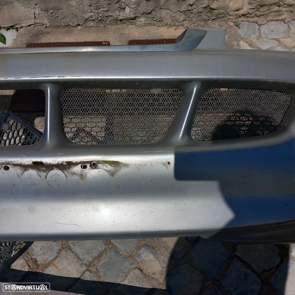 Para choques frente hyundai h1 ano 2001 - 1