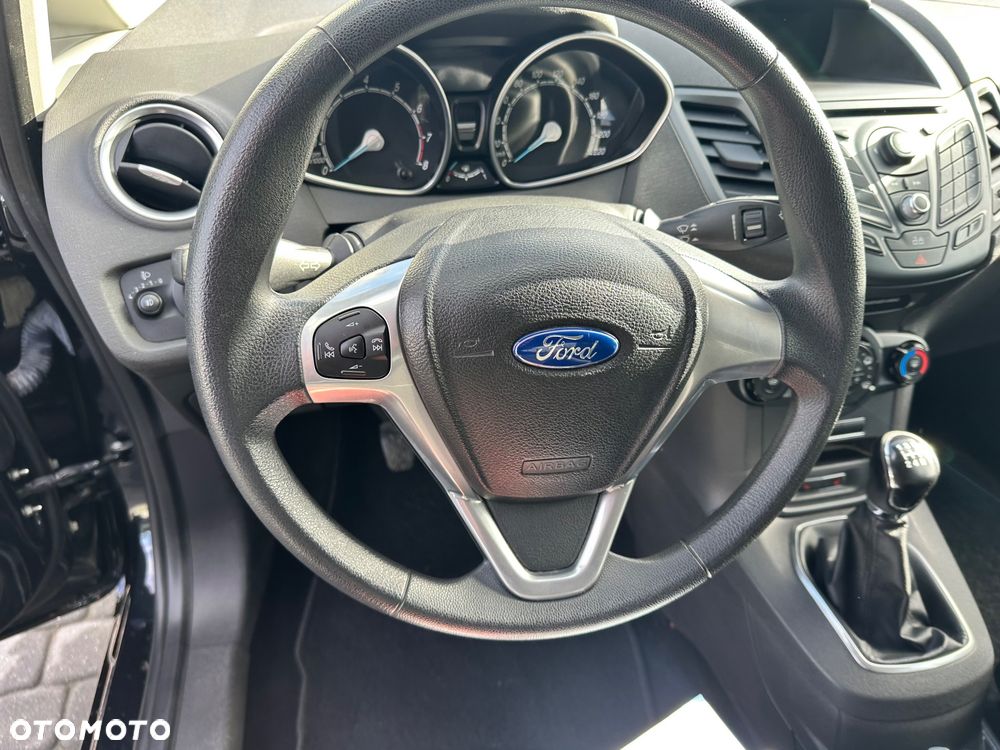 Ford Fiesta - 9