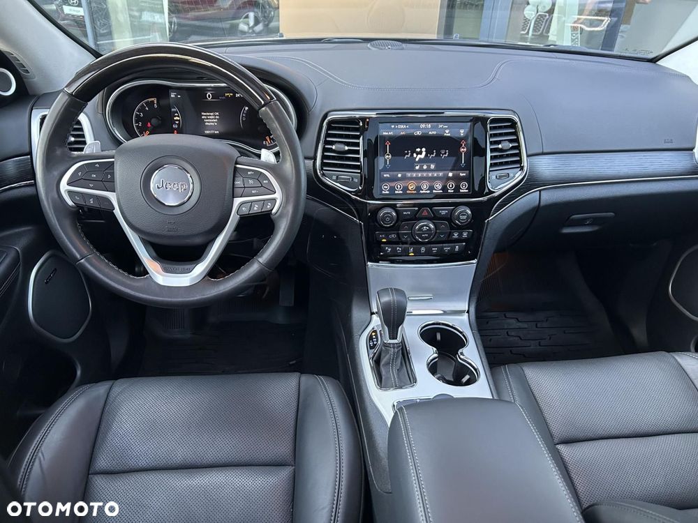 Jeep Grand Cherokee - 20
