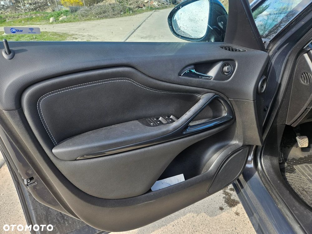 Opel Zafira 2.0 D (CDTI ecoFLEX) Start/Stop Business Edition - 24