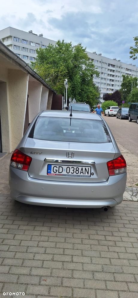 Honda City 1.4 Comfort - 8