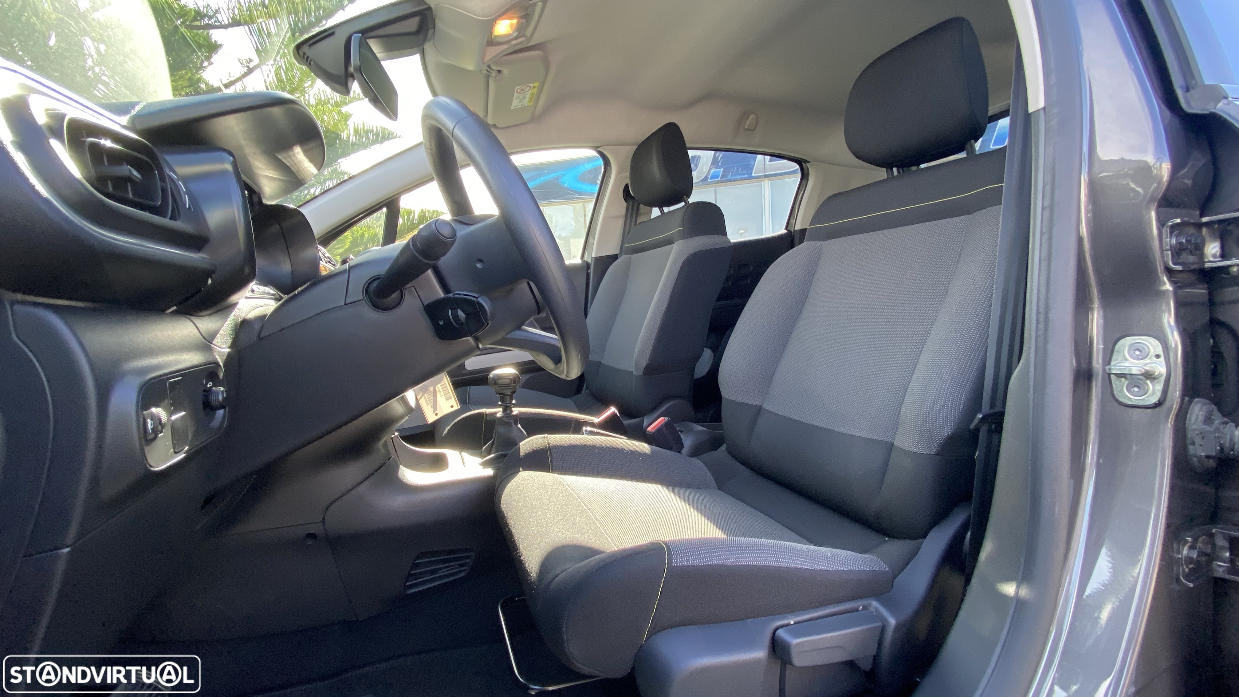 Citroën C3 1.5 BlueHDi Shine - 21