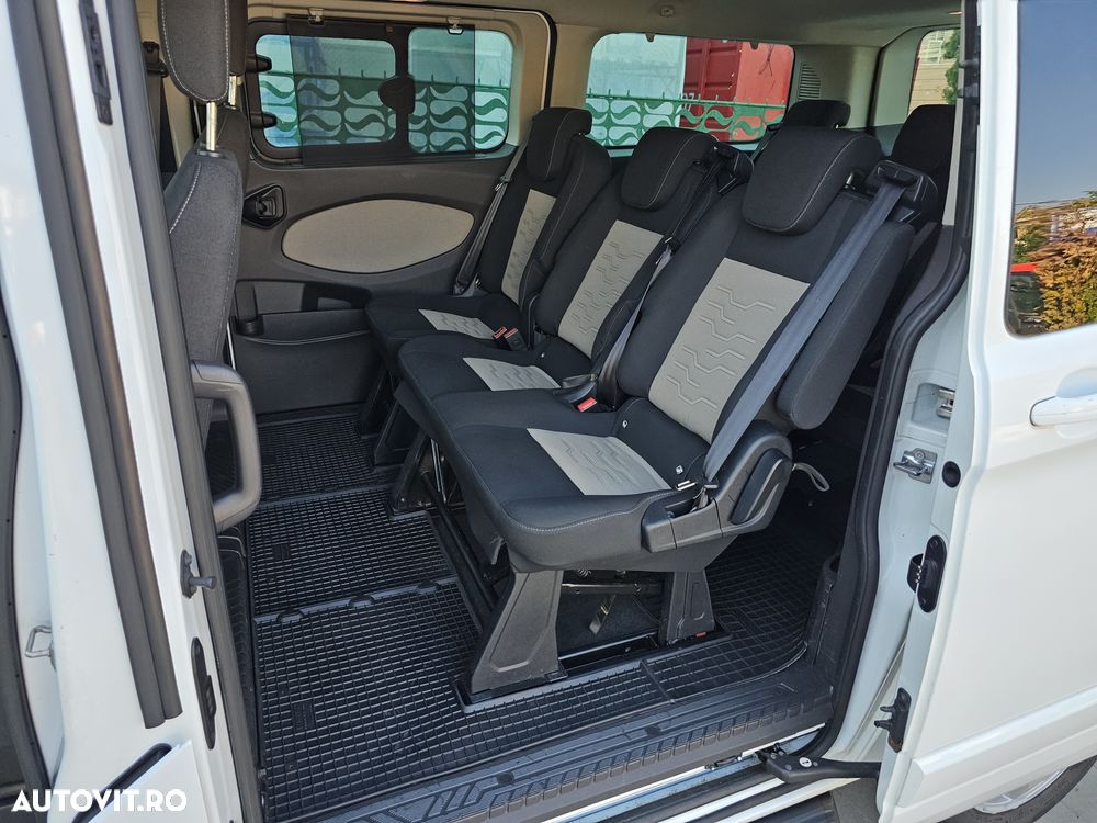 Ford Tourneo Custom - 8