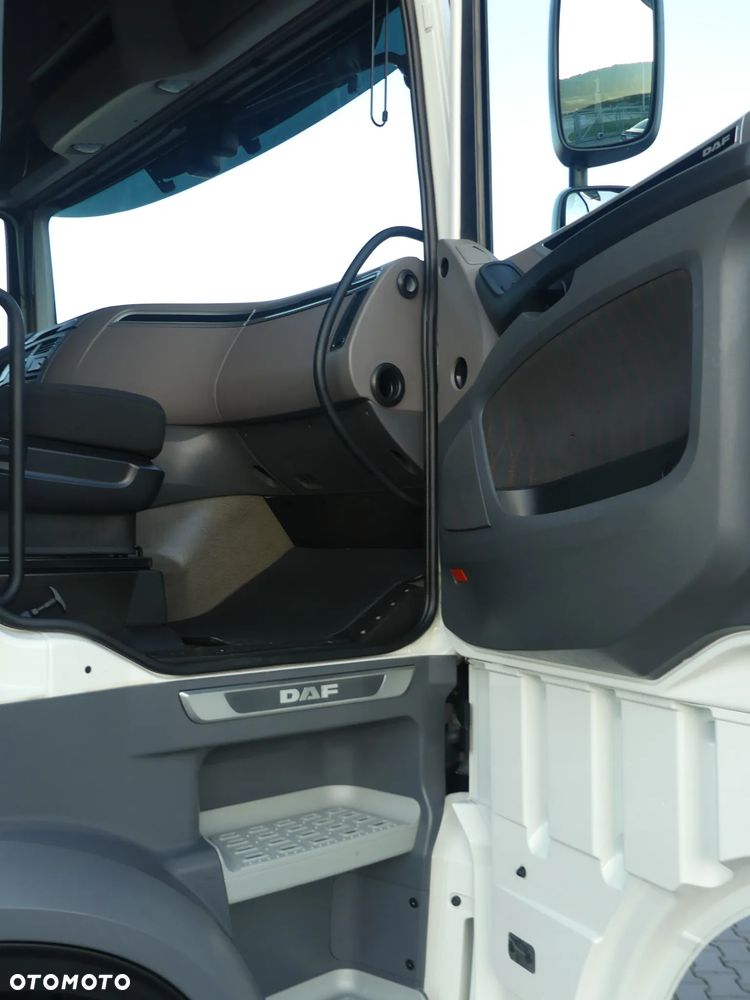 DAF XF 106.480 / LOW DECK / ZADBANY / SUPER SPACE CAB / - 27
