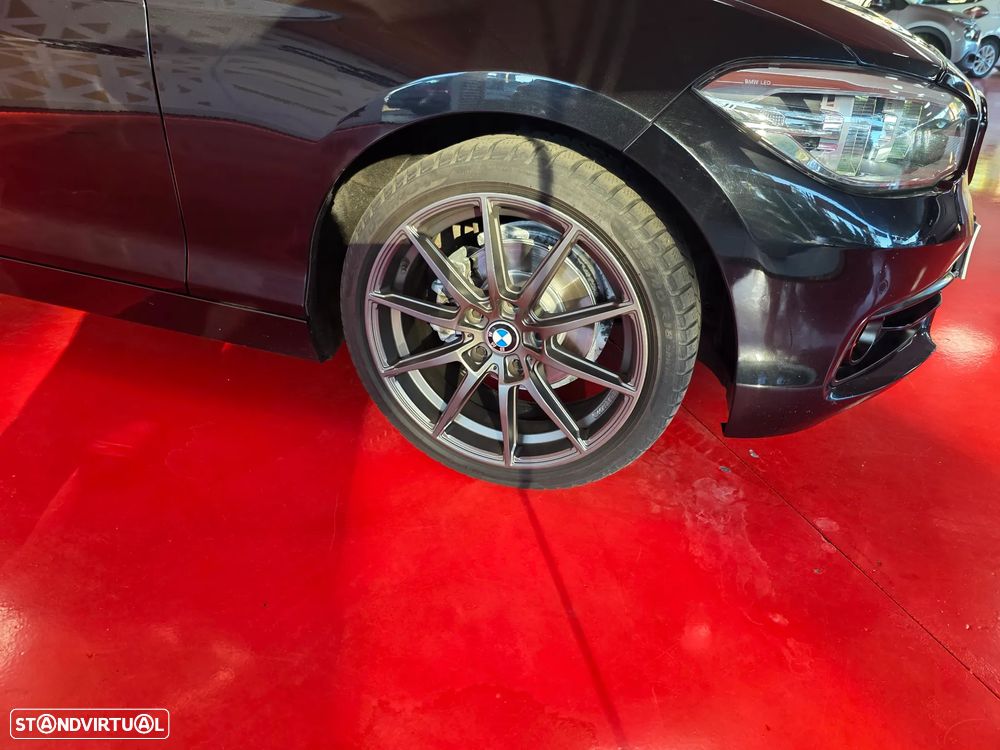 BMW 116 d Aut. Sport Line - 38