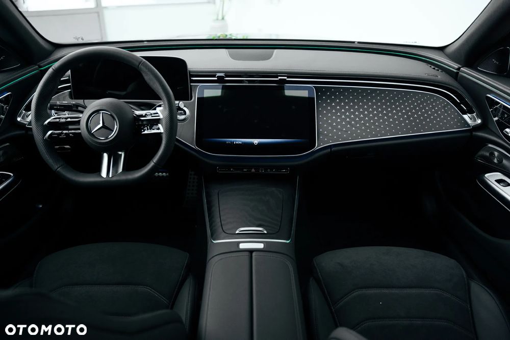 Mercedes-Benz Klasa E 200 mHEV 4-Matic AMG 9G-Tronic - 10