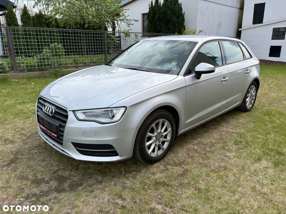 Audi A3 Sportback - 11