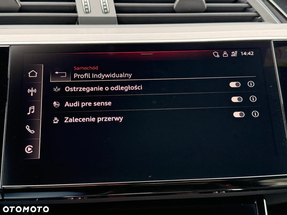 Audi e-tron 55 Quattro S Line - 34