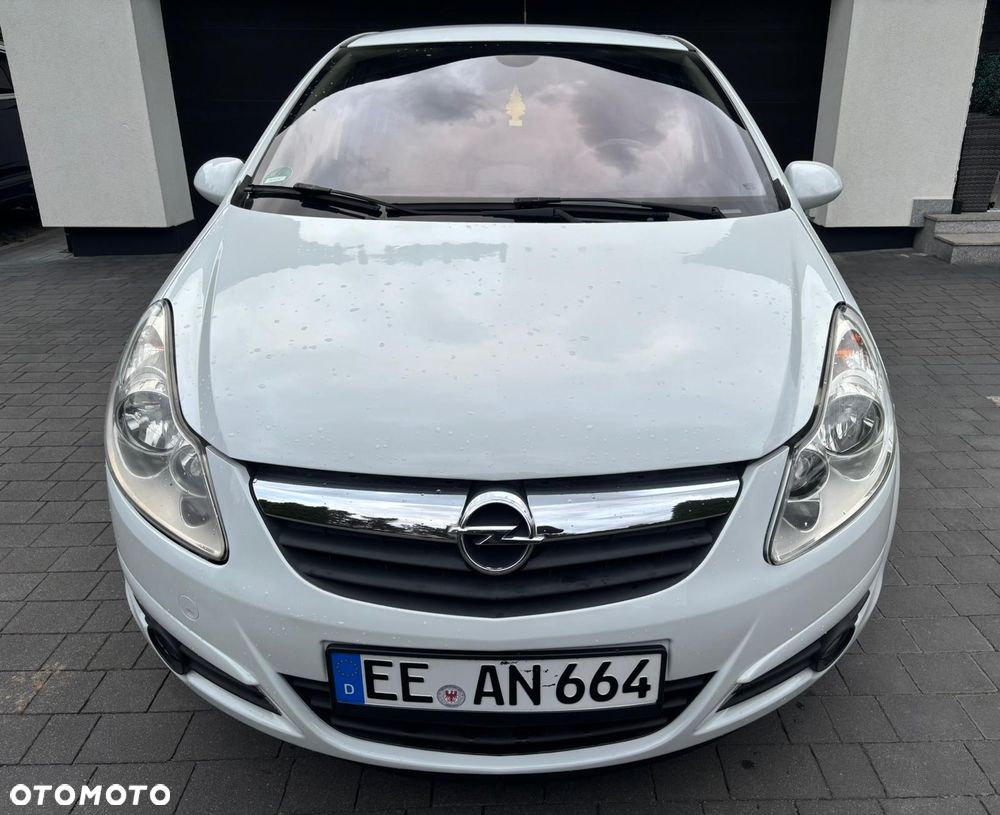 Opel Corsa 1.4 16V Sport - 2