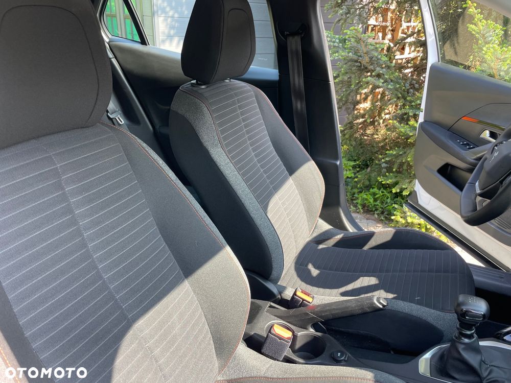 Peugeot 2008 PureTech 100 Allure - 18