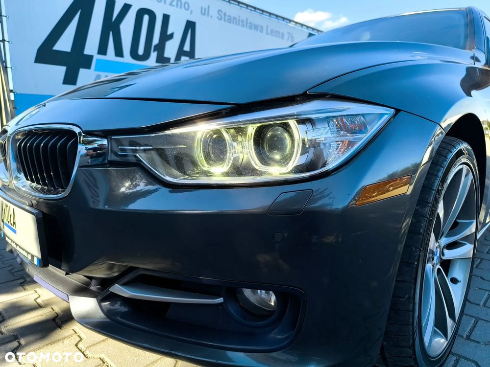 BMW Seria 3 335i xDrive Edition Sport - 9