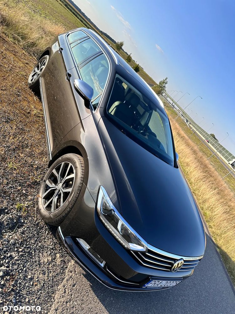 Volkswagen Passat Variant 2.0 TDI SCR DSG Highline - 3