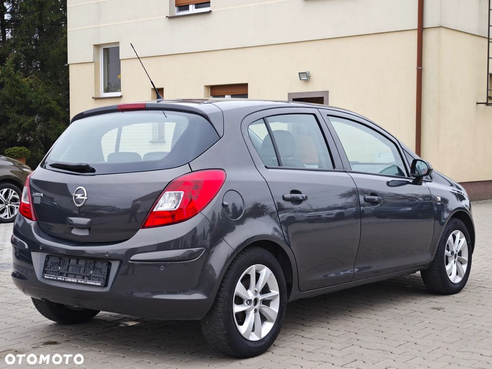Opel Corsa 1.4 16V Energy - 9