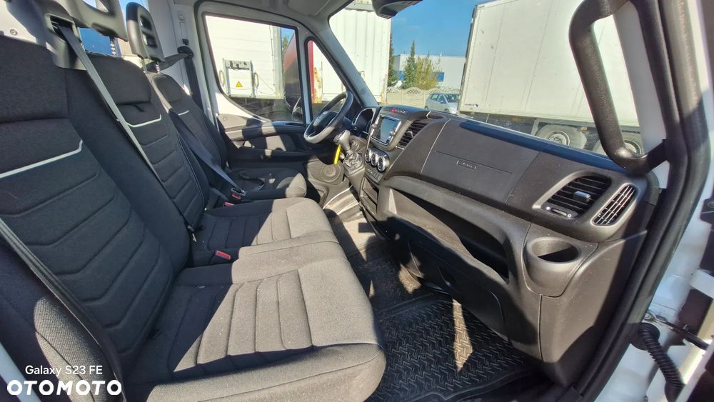 Iveco IS35 - 22
